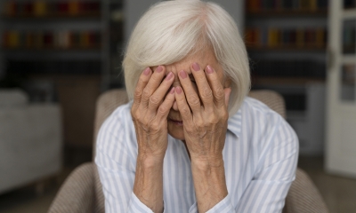 Idosa � espancada pelo filho em V�rzea Grande e aciona a pol�cia antes de ter liga��o interrompida