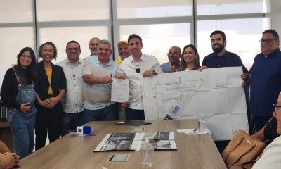 Seduc assina conv�nio com Prefeitura de Barra do Gar�as para constru��o de Col�gio Estadual Integrado