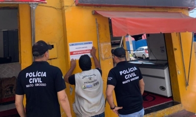 Polcia Civil e Vigilncia Sanitria interditam aougue por falta de higiene em Cuiab