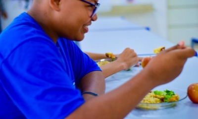 Com sal�rio de R$ 7,8 mil e 40h semanais, Seduc abre sele��o para bibliotec�rios e nutricionistas