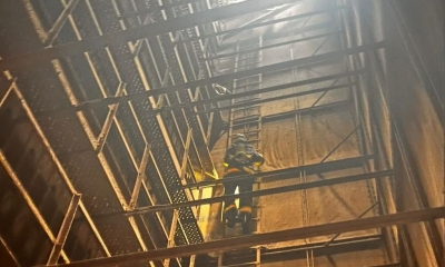 Corpo de Bombeiros combate inc�ndio em silo secador de gr�os em fazenda