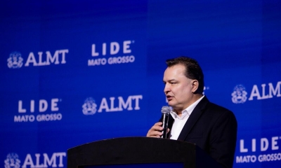 �N�o h� desenvolvimento duradouro onde as regras do jogo n�o s�o claras�, afirma Max