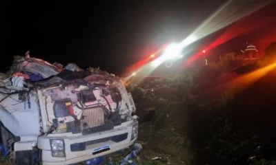 Bombeiros resgatam vtima presa s ferragens de veculo em MT