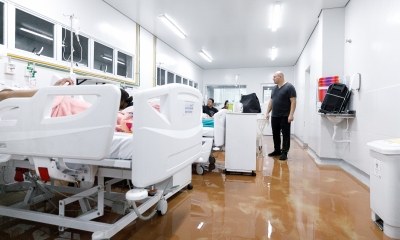 Prefeito e secret�rios monitoram estragos e tra�am a��es durante temporal em Cuiab�