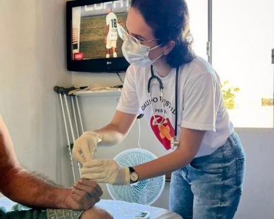 Sa�de Al�m: projeto faz levantamento e leva tratamento aos pacientes acamados