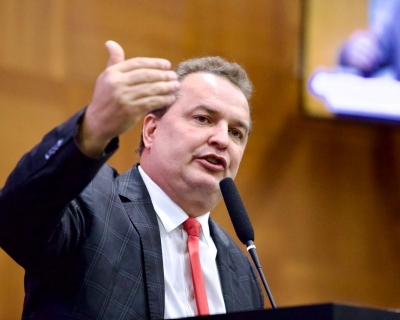 Depois de 10 anos de cobranas, Max Russi conquista avano histrico para segurana na BR-163/364