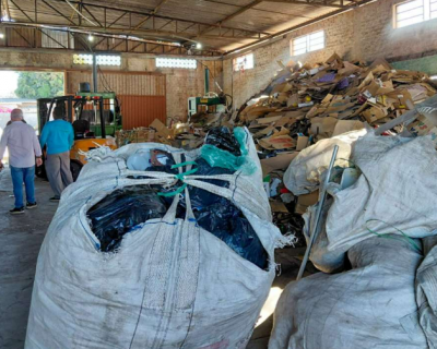 Catadores transformam reciclveis em sustento com apoio da prefeitura de Vrzea Grande