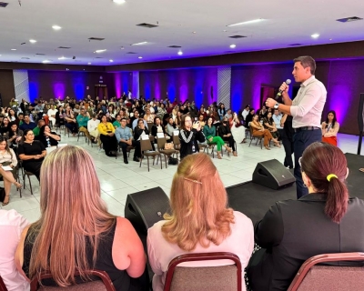 Estado e municpios debatem futuro da educao com encontro de formao em Cuiab