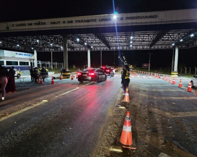 Opera��o termina com 42 autos de infra��o de tr�nsito aplicados e remo��o de 21 ve�culos