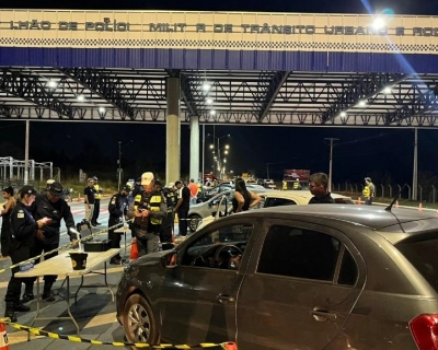 Lei Seca prende quatro condutores e remove 22 veculos na estrada de Chapada dos Guimares