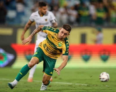 Com gol de estreante, Cuiab supera o Volta Redonda e segue firme na briga pelo G-4  