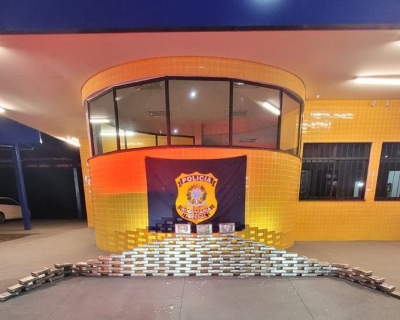 PRF apreende quase 150 kg de coca�na em carga de algod�o na BR-070