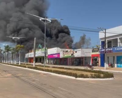 Mercado pega fogo e mobiliza bombeiros em Nova Monte Verde (Vdeo)