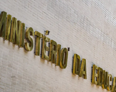 MEC disponibiliza curso gratuito de 180 horas para docentes do ensino mdio