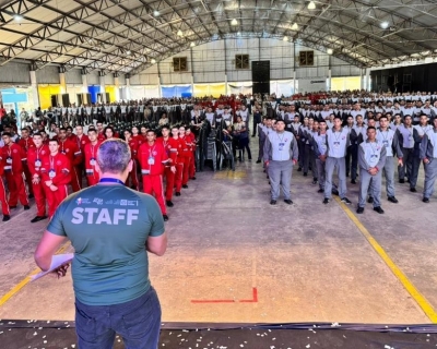 Abertura dos Jogos Estudantis Militares rene autoridades e estudantes em Lucas do Rio Verde