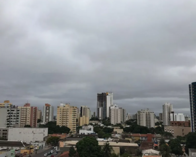 Onda de calor perde fora e frente fria promete mudana brusca em Cuiab e Chapada