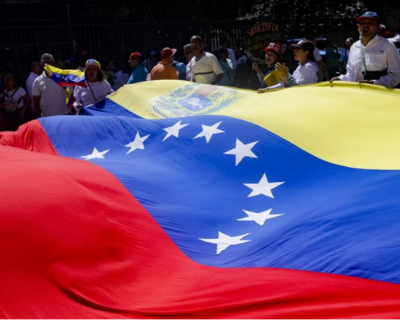 Urnas so fechadas aps 12 horas de votao nas eleies da Venezuela