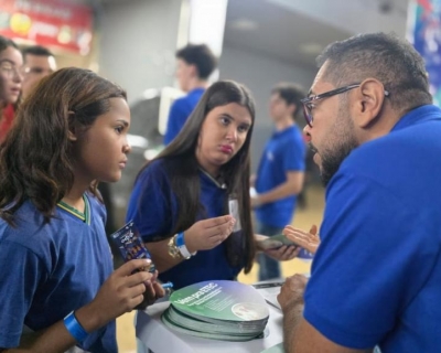 Seciteci apresenta oportunidades da educao profissional tecnolgica durante ExpoEstudantil