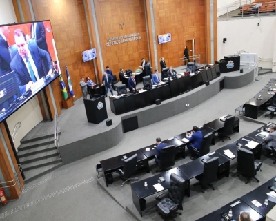 Assembleia aprova proposta do Governo para redu��o de 30% sobre o �Fethab da vaca�