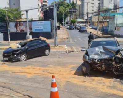 Coliso em cruzamento movimentado deixa trs feridos na Capital