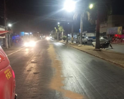 Bombeiros contm leo diesel espalhado em avenida de Primavera do Leste