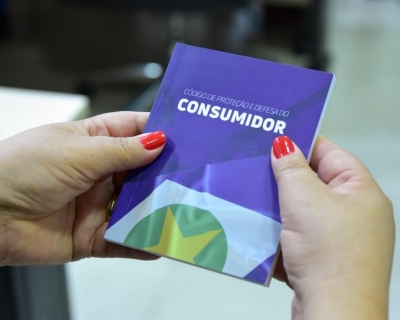 Procon-MT consulta populao em pesquisa sobre o Cdigo de Defesa do Consumidor