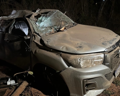 Capotamento na Estrada do Manso deixa quatro pessoas feridas e mobiliza resgate em Cuiab