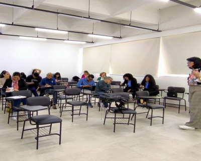 Escola de Governo abre inscries para curso de postura do atendimento pblico