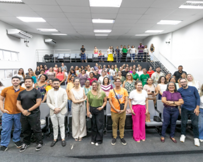 Professores passam por qualificao para aprendizagem de estudantes surdos em Cuiab