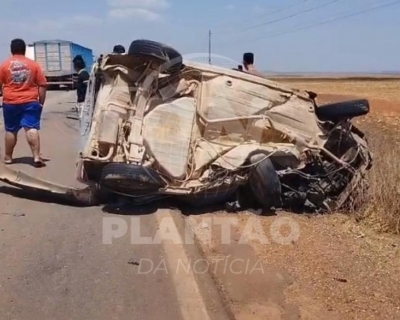Motorista morre em coliso frontal entre Uno e SW4 na MT-251 em Campo Verde