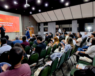  Governo de Mato Grosso participa de encontro nacional sobre regulariza��o fundi�ria
