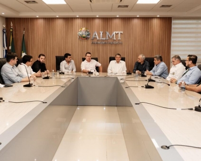 Max recebe produtores rurais para tratar sobre o uso sustentvel de reas midas de MT