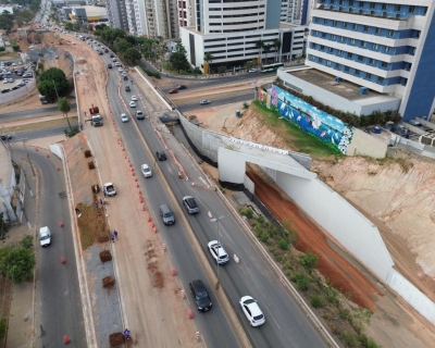 Trnsito em ala do viaduto da Miguel Sutil no ser mais interrompido nesta sexta-feira (12)
