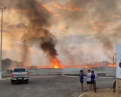 Incndio em rea de vegetao mobiliza Corpo de Bombeiros em Primavera do Leste