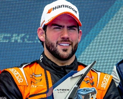 Ernani Kuhn brilha na Stock Light e leva cinco trofus em sequncia  