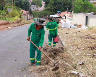 Prefeitura intensifica manuteno e retirada de entulho no Grande Cristo Rei