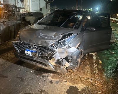 Motorista na contramo foge aps acidente no viaduto da Miguel Sutil em Cuiab