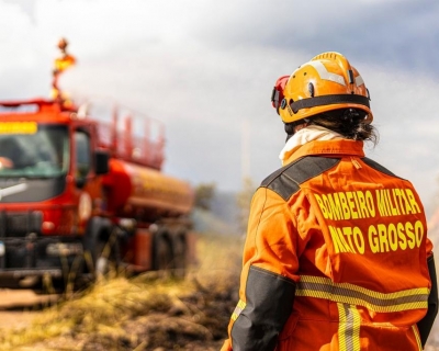 Corpo de Bombeiros combate 24 incndios florestais nesta tera-feira (7)