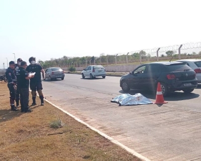 Idoso morre ao ser atropelado por moto em avenida de Vrzea Grande