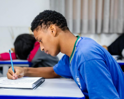 Interessados em ingressar na rede estadual de ensino devem atualizar ou criar cadastro em sistema de matrcula