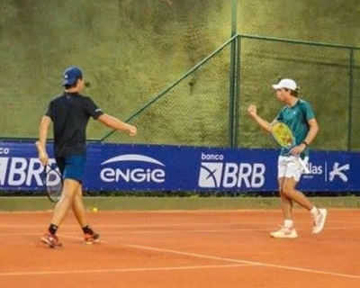 Leonardo Storck e Cadu Lino estreiam no ranking mundial profissional da ATP  