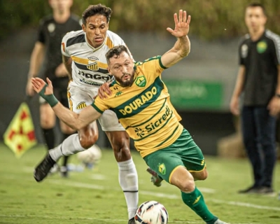 Cuiab perde para o Novorizontino e se distancia do G4 da Srie B 