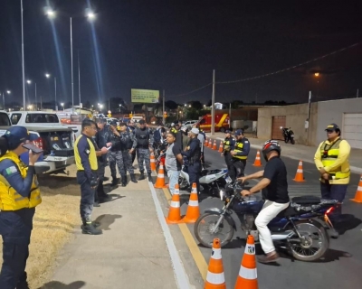 Quatro so presos e 45 motocicletas so removidas durante Operao Lei Seca em Cuiab
