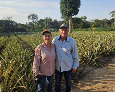 Casal deixa vida urbana e transforma chcara em modelo de produo agroecolgica com apoio da Seaf e Empaer