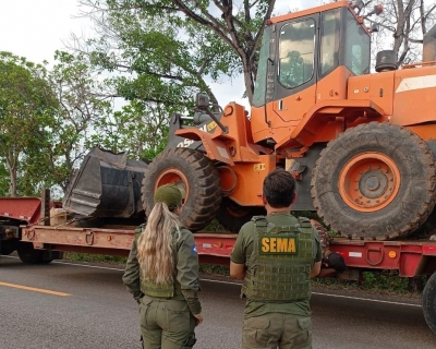 Sema e Polcia Militar apreendem mquinas usadas para desmate ilegal na Baixada Cuiabana