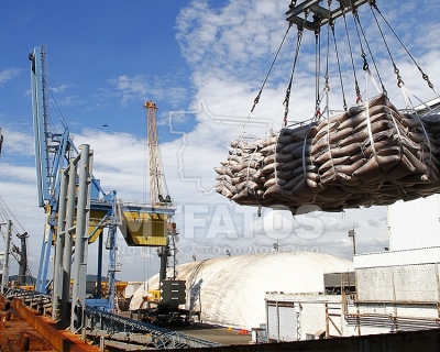 Brasil mantm ritmo firme nas exportaes de acar, mas preos em queda acendem alerta