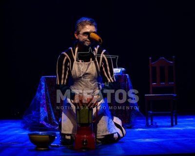 Circuito gratuito de espetculo selecionado em edital da Secel leva palhaaria a espaos culturais e comunitrios de Cuiab