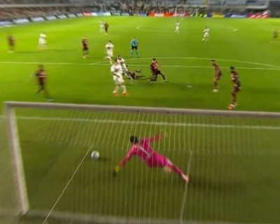 S�o Paulo e Flamengo empatam em duelo emocionante na Vila Belmiro  