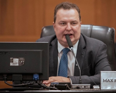 Deputado Max destina emenda e convoca homens a combater a violncia contra a mulher