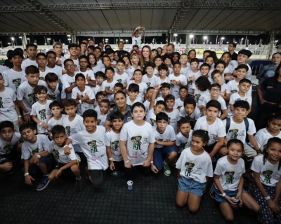 Primeira-dama de MT e Setasc leva 320 crian�as para experi�ncia in�dita na Stock Car em Cuiab�